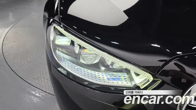 Mercedes-Benz S-Class 2021 — ფოტო 13/35