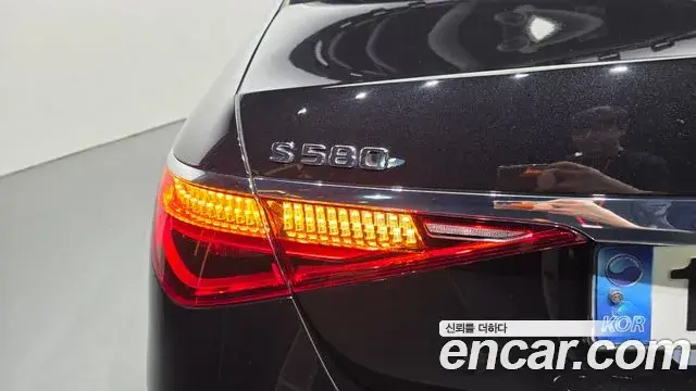 Mercedes-Benz S-Class 2021 — ფოტო 11/35