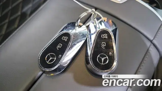 Mercedes-Benz S-Class 2021 — Фото 17/20