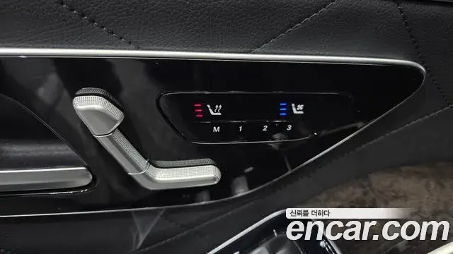 Mercedes-Benz S-Class 2021 — ფოტო 18/37
