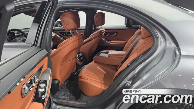 Mercedes-Benz S-Class 2021 — Фото 11/20