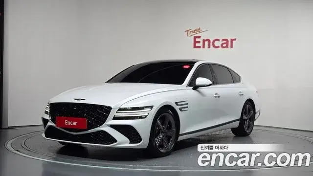 Genesis Electrified G80 2024 — Фото 1/20