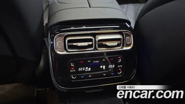 Mercedes-Benz S-Class 2021 — ფოტო 17/35