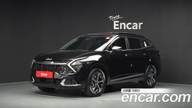 Kia Sportage 2022 — Фото 1/20