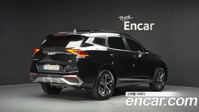 Kia Sportage 2022 — Фото 2/20