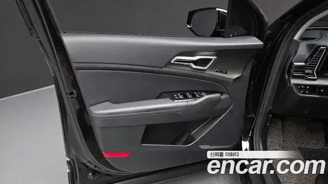 Kia Sportage 2022 — ფოტო 31/35