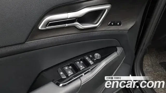 Kia Sportage 2022 — ფოტო 12/35