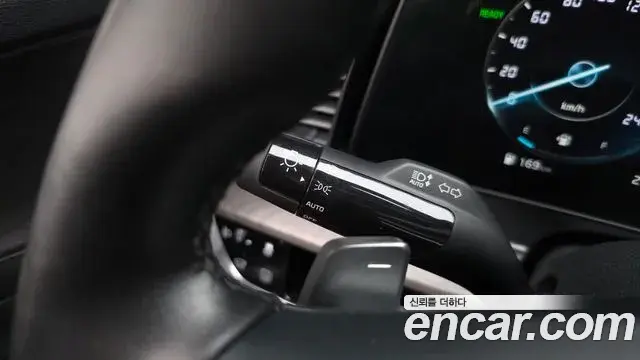 Kia Sportage 2022 — ფოტო 32/35