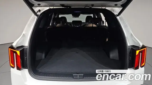 Kia Sorento 2024 — Фото 20/20