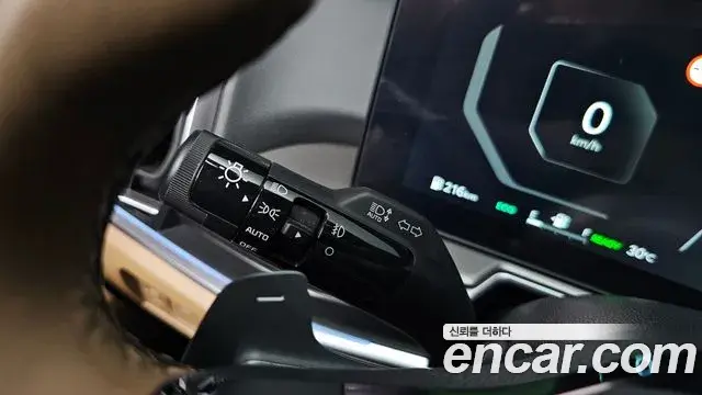 Kia Sorento 2024 — Photo 8/36