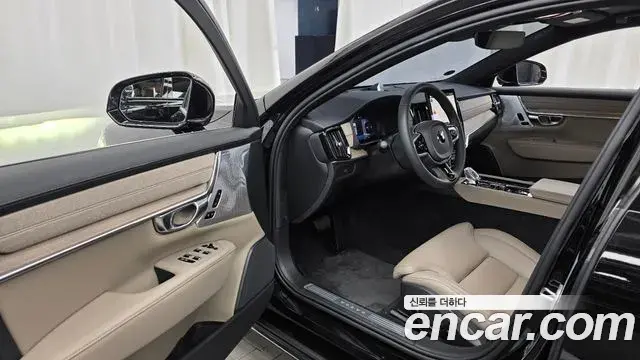 Volvo S90 2025 — Photo 6/34