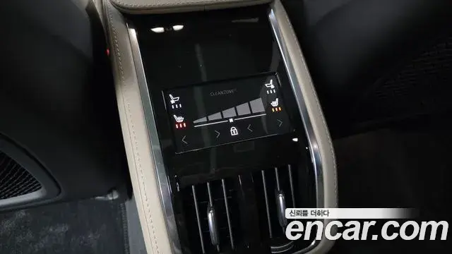 Volvo S90 2025 — Photo 14/34