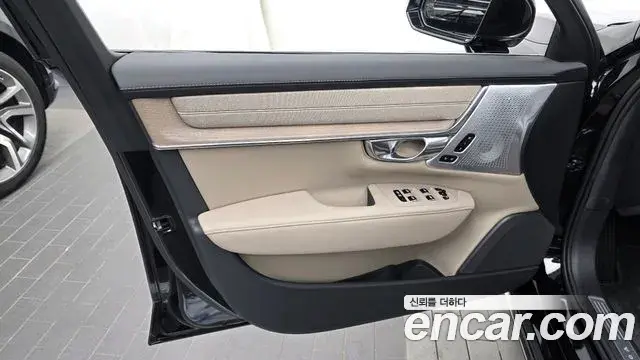 Volvo S90 2025 — Photo 26/34
