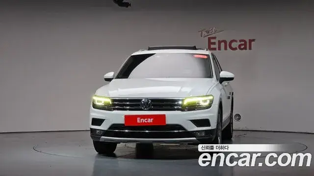 Volkswagen Tiguan 2018 — ფოტო 10/37