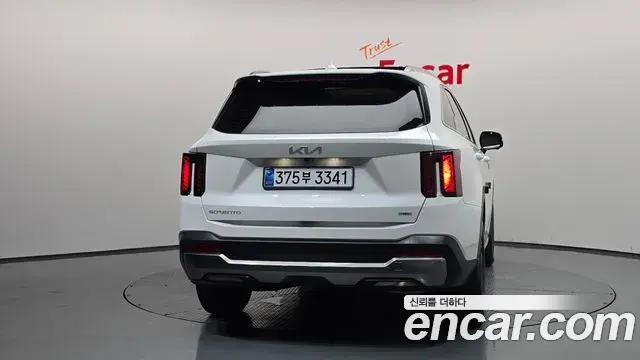 Kia Sorento 2025 — Şəkil 22/32