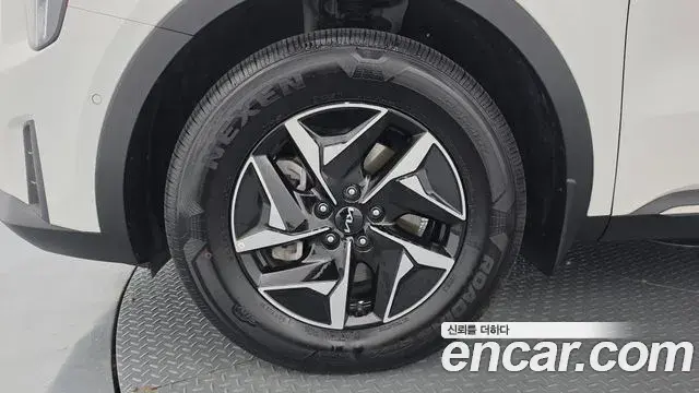 Kia Sorento 2025 — Şəkil 9/32