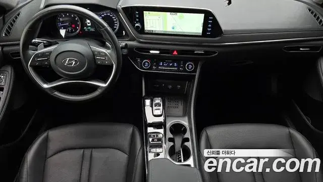 Hyundai Sonata 2022 — Фото 7/20