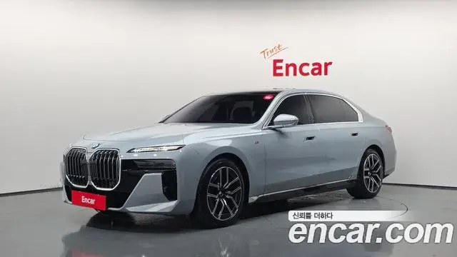 BMW 7 Series 2024 — Şəkil 11/33