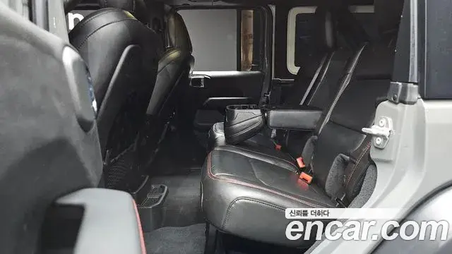 Jeep Wrangler 2023 — Photo 11/20