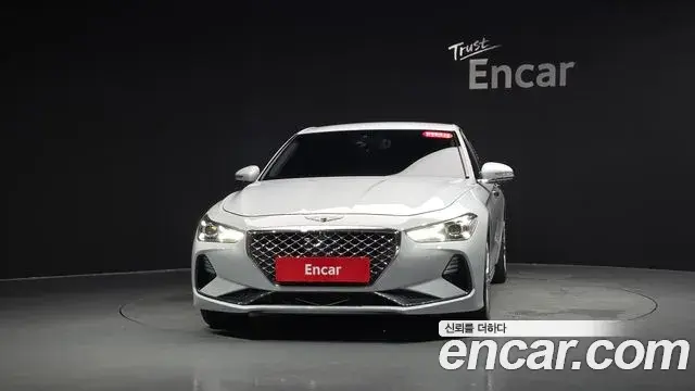 Genesis G70 2019 — Фото 3/20