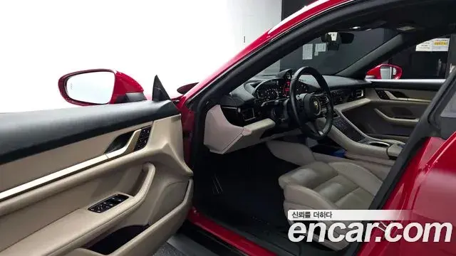 Porsche Taycan 2021 — Şəkil 15/20