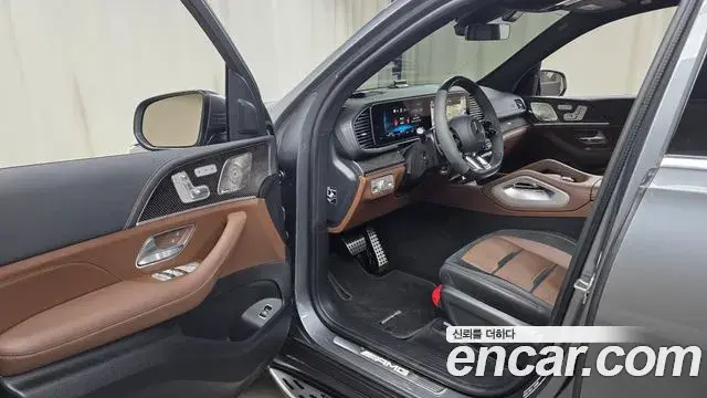 Mercedes-Benz GLE-Class 2025 — Фото 10/20