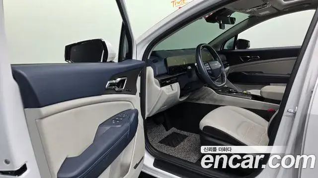 Kia Sportage 2025 — Фото 10/20