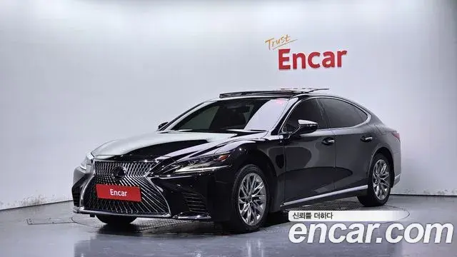 Lexus LS500 2018 — ფოტო 20/30