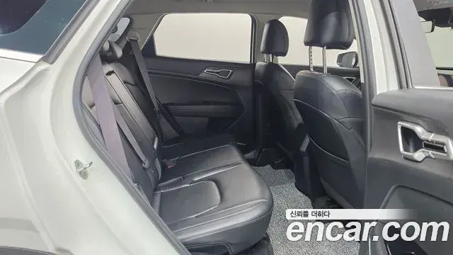Kia Sportage 2021 — Фото 11/20