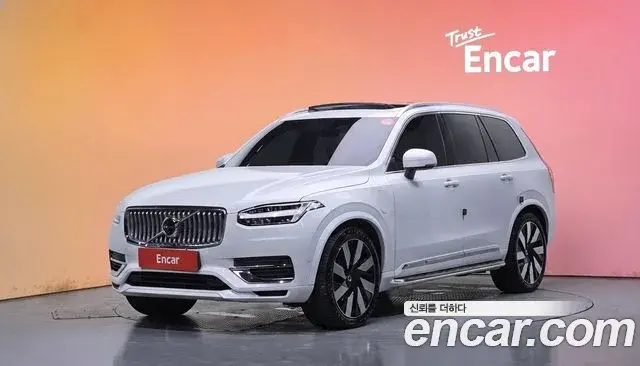 Volvo XC90 2024 — Photo 8/30