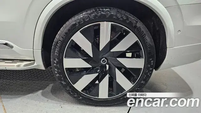 Volvo XC90 2024 — Photo 10/30