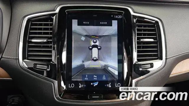 Volvo XC90 2019 — Фото 15/20
