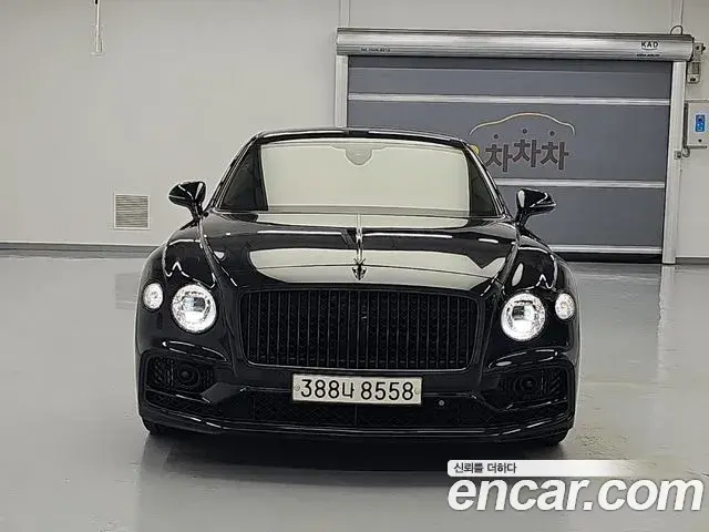Bentley Flying Spur 2021 — ფოტო 5/10