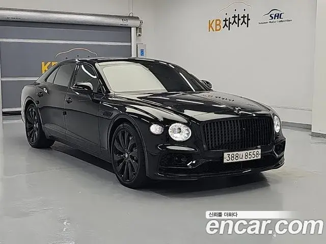 Bentley Flying Spur 2021 — ფოტო 9/10