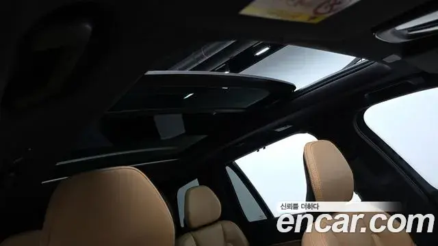 Volvo XC90 2023 — Photo 18/20