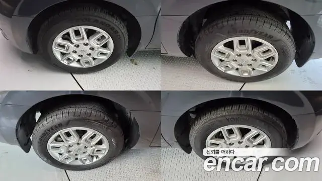 Hyundai Staria 2022 — Фото 17/20