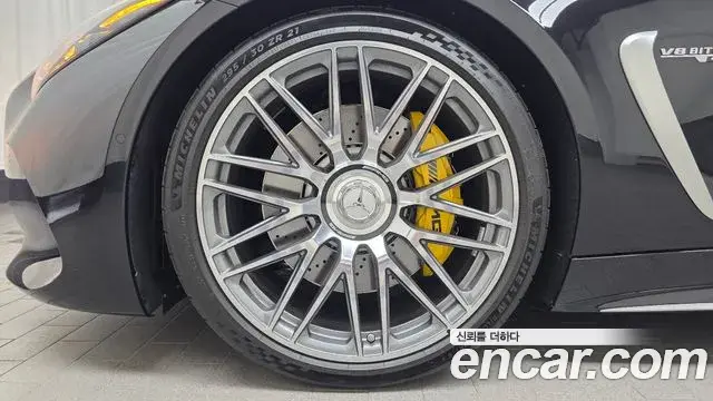 Mercedes-Benz AMG GT 2025 — Şəkil 20/33