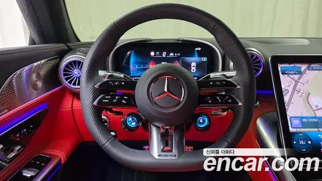 Mercedes-Benz AMG GT 2025 — Şəkil 19/33