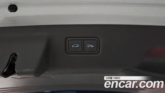 Hyundai Staria 2024 — Photo 15/20