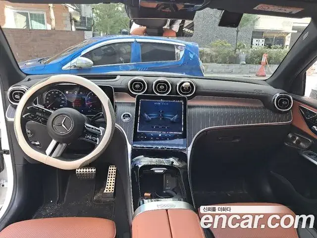 Mercedes-Benz GLC-Class 2024 — Фото 6/20