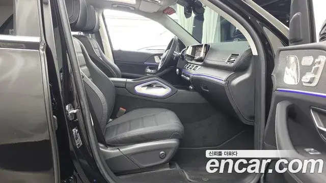 Mercedes-Benz GLE-Class 2025 — Фото 11/20