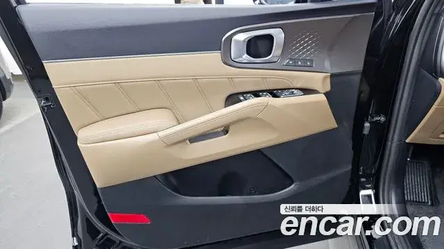 Kia Sorento 2025 — ფოტო 31/33