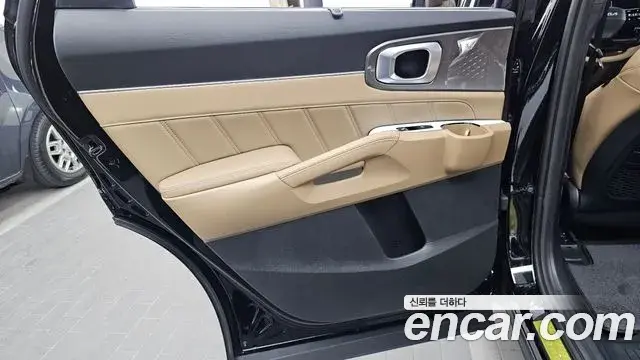 Kia Sorento 2025 — ფოტო 21/33