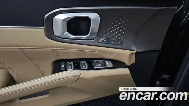 Kia Sorento 2025 — ფოტო 28/33
