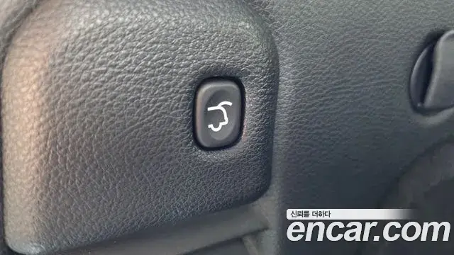 Jeep Grand Cherokee 2019 — Şəkil 19/35