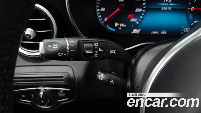 Mercedes-Benz GLC-Class 2020 — Photo 20/20