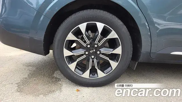 Kia Carnival 2020 — Фото 5/20