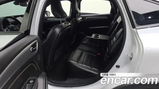 Renault Samsung Arkana 2024 — Фото 12/20