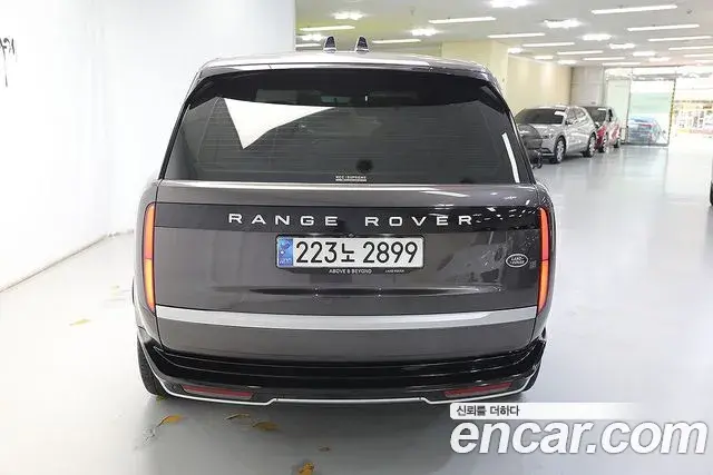 Land Rover Range Rover 2023 — Фото 4/20