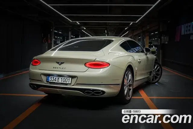 Bentley Continental GT 2020 — Photo 7/10